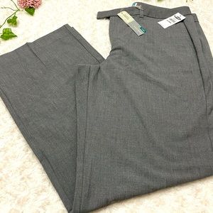 NWT Woman’s work/dress pants size 14 Regular